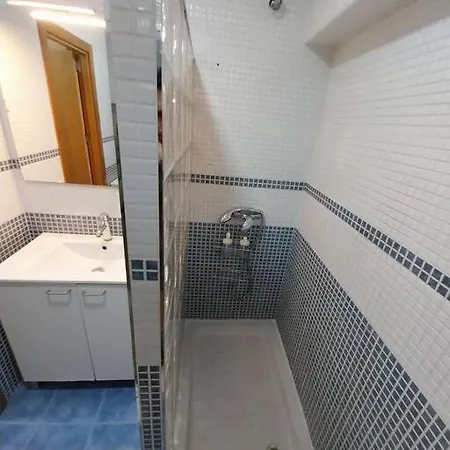Veguita 2: Piso Renovado A 3 Min De La Playa