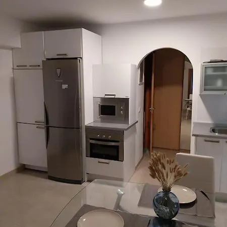 Veguita 2: Piso Renovado A 3 Min De La Playa